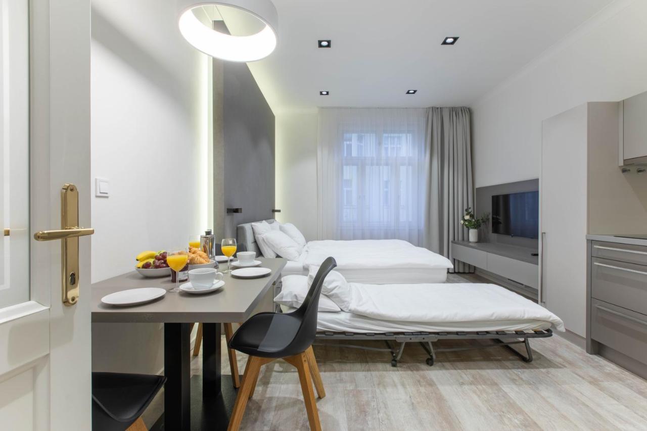 Lampi Aparthotel Prága Kültér fotó