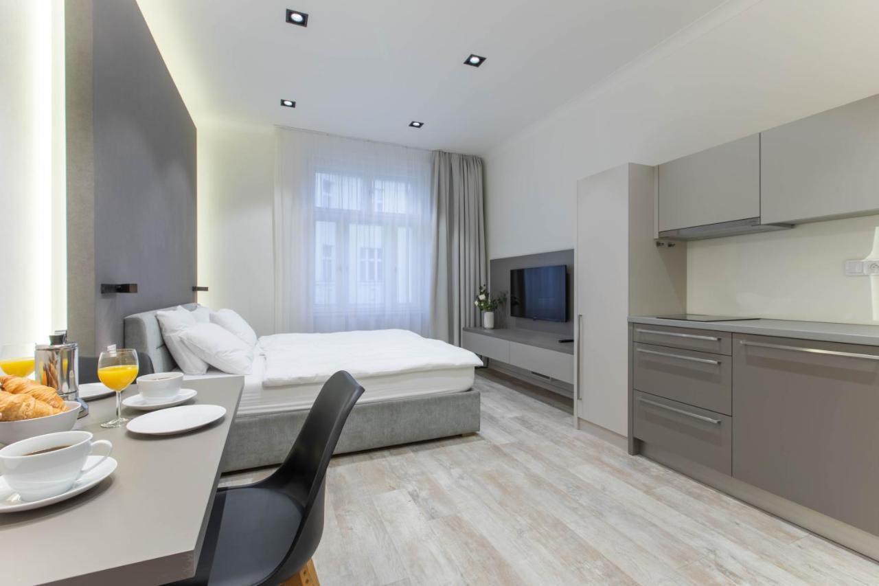 Lampi Aparthotel Prága Kültér fotó