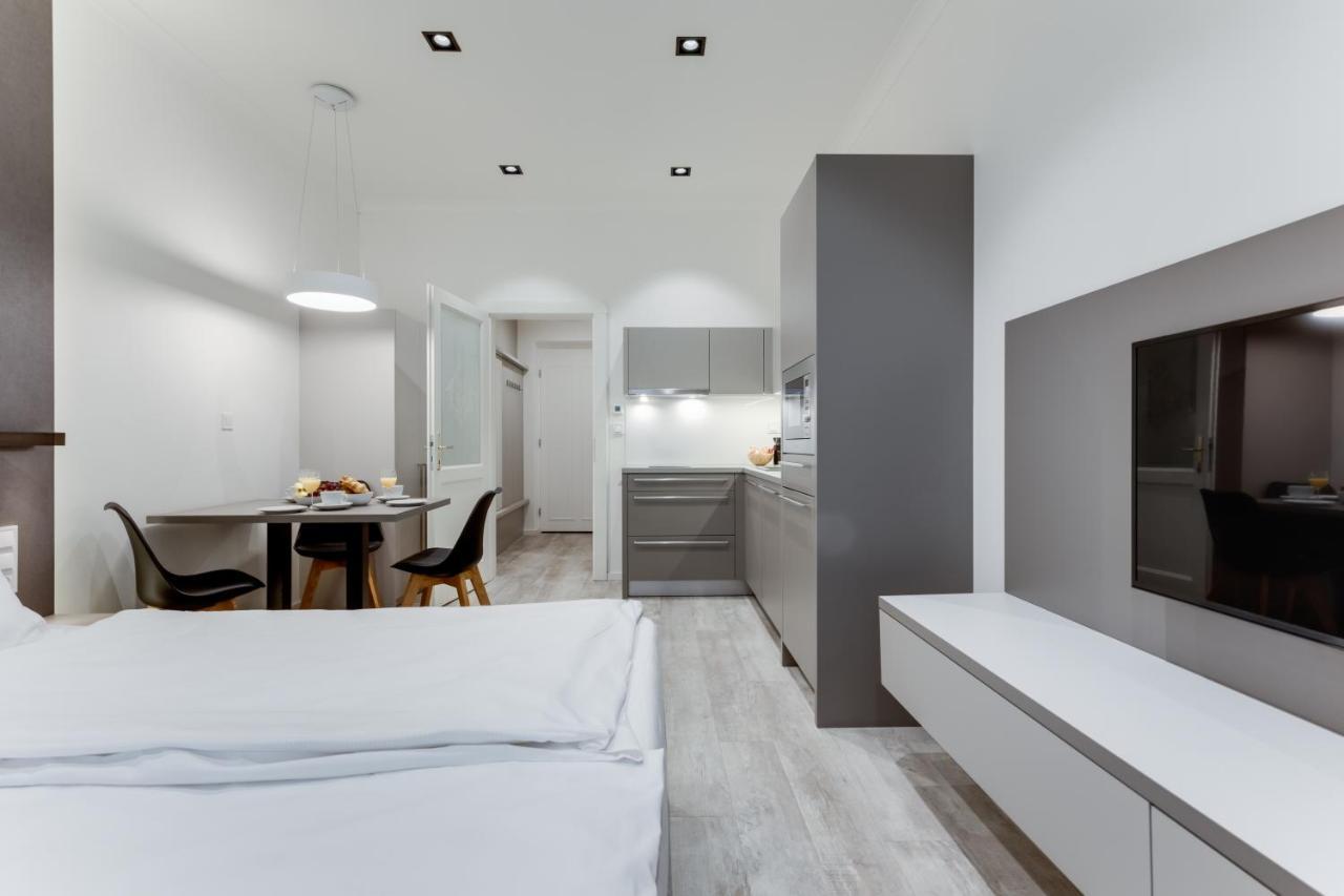 Lampi Aparthotel Prága Kültér fotó
