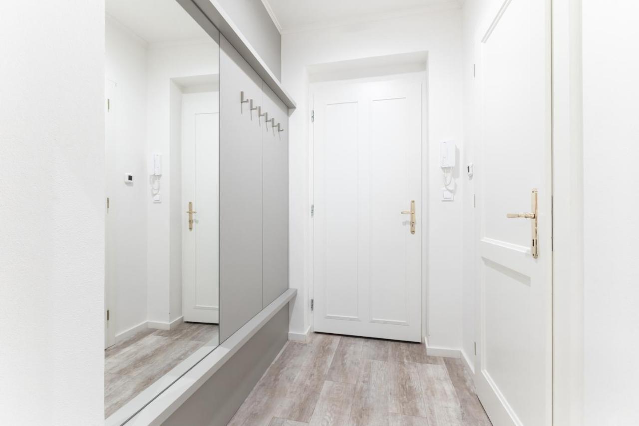 Lampi Aparthotel Prága Kültér fotó