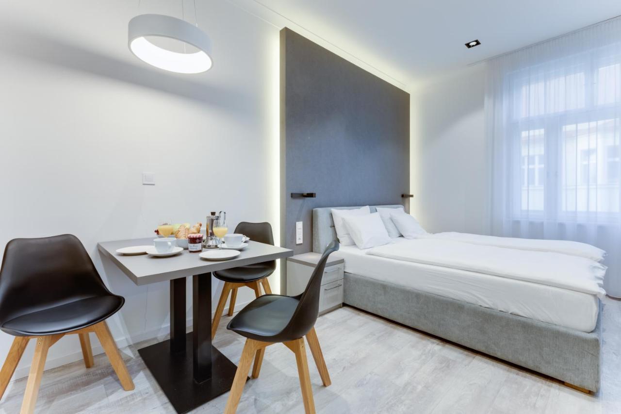 Lampi Aparthotel Prága Kültér fotó