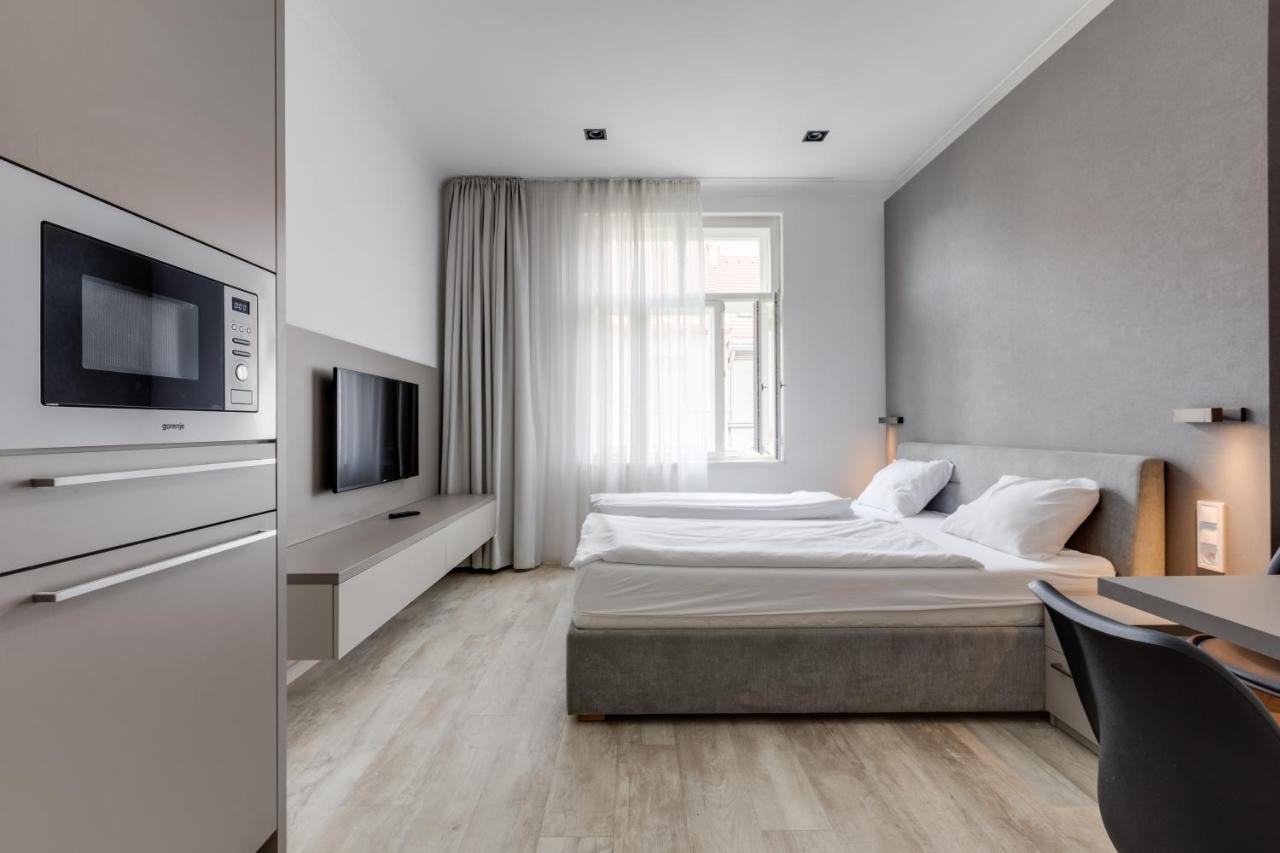 Lampi Aparthotel Prága Kültér fotó