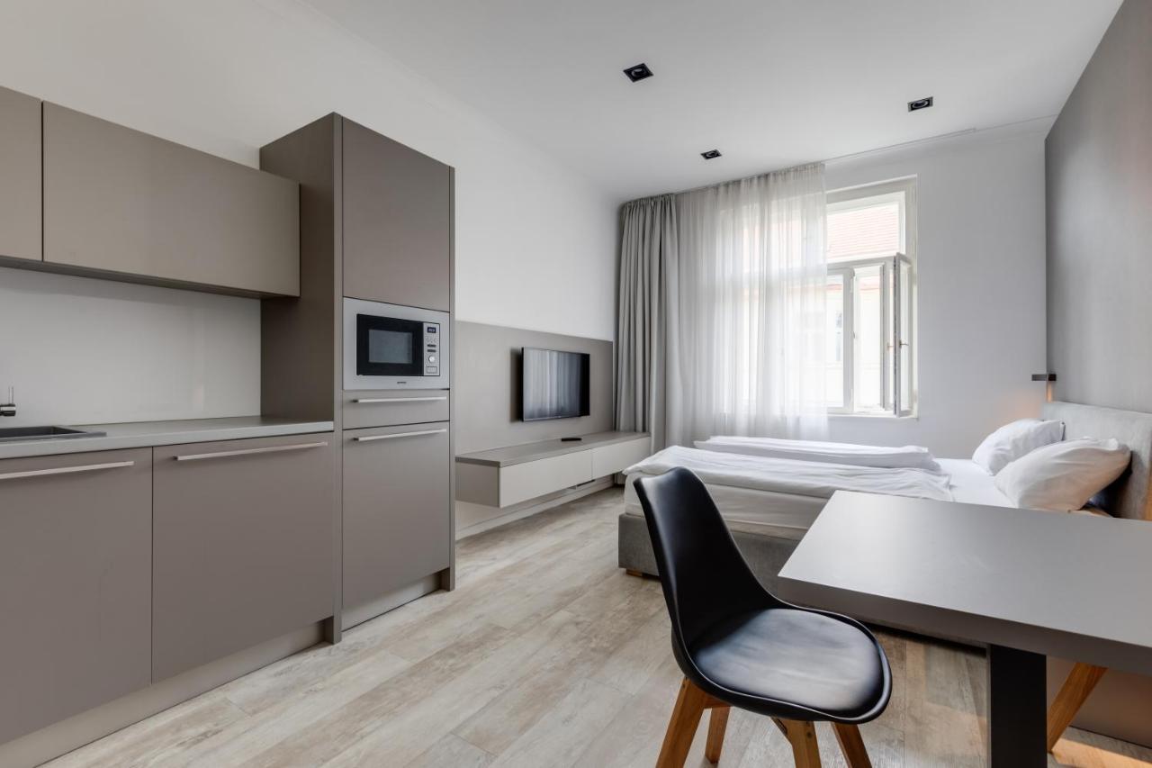 Lampi Aparthotel Prága Kültér fotó