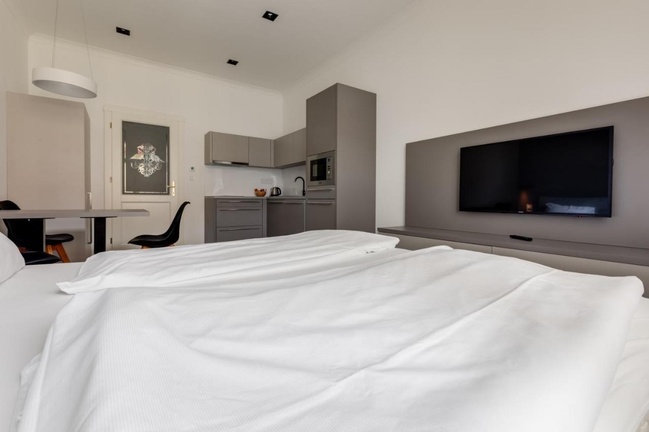Lampi Aparthotel Prága Kültér fotó